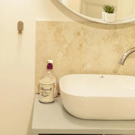 Chic In Historical Center تيميشورا