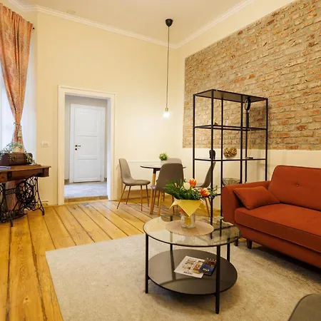 Chic In Historical Center * Timişoara