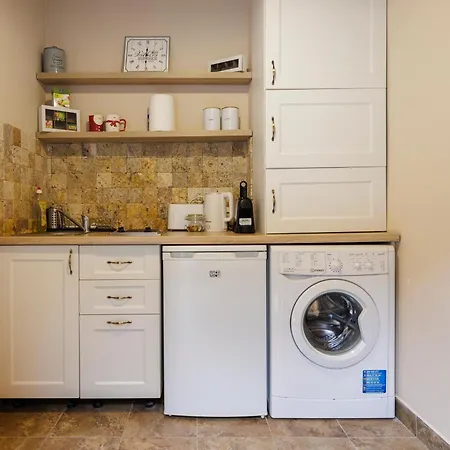 Chic In Historical Center