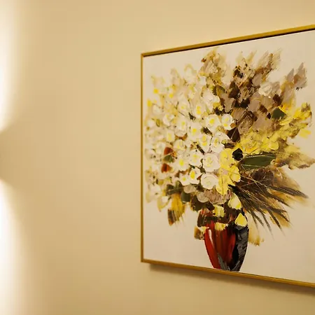 Chic In Historical Center Apartment