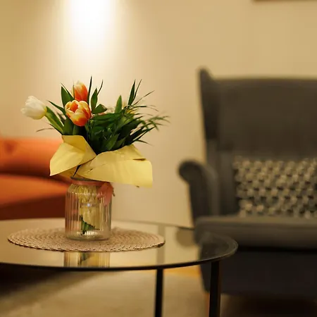 Chic In Historical Center