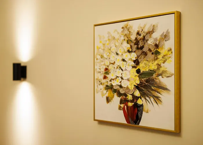 Chic In Historical Center Apartment