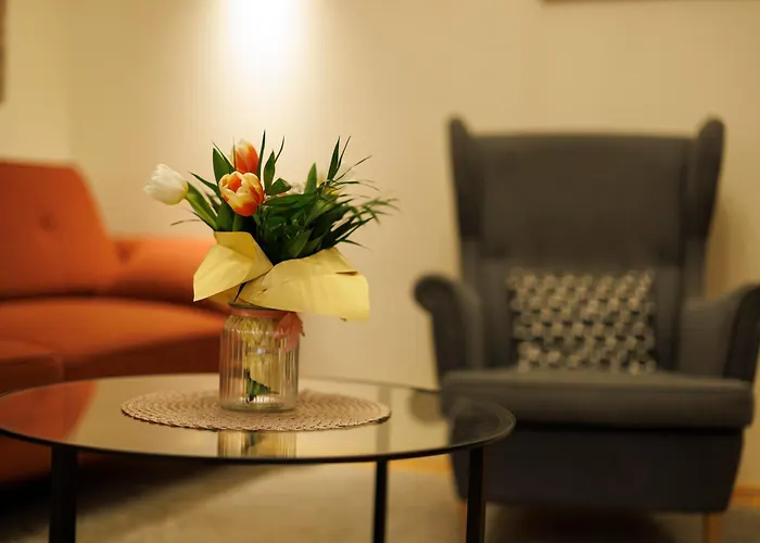 Chic In Historical Center